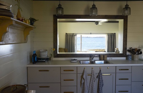 Bailey Island Cottage | THIS IS THE PLACE - Intimate luxury cottage w massive oceanfront steam room