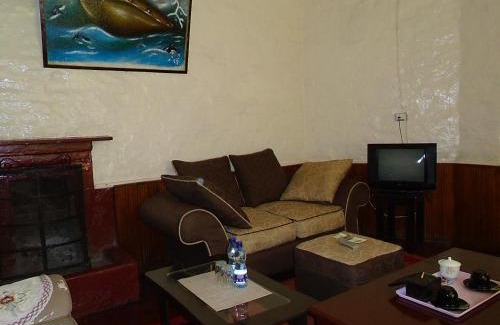 Nyahururu Cabin | Thomsons Falls Lodge