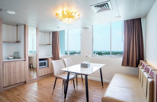 Surin Hotel | Thong Tarin Hotel