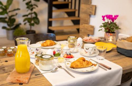Thorn Bed & Breakfast | Thorn BenB
