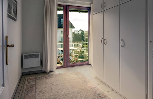 Oostduinkerke-Bad Apartment | Thornhill, 3202 + P*