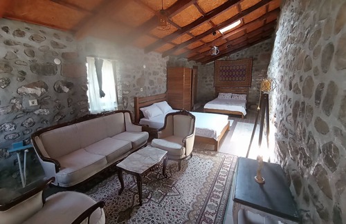 Bergama Hotel | Thousand Ally Boutique