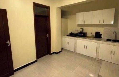 Oyster Bay Apartment | Three-Bedroom Apartment with Balcony 1& 3