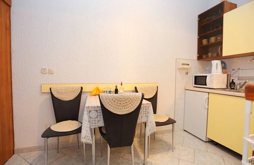 Podgora Apartment | Three bedroom apartment with terrace and sea view Podgora, Makarska (A-16476-a)