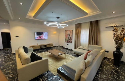 Abuja Apartment | Three Bedroom Apartment