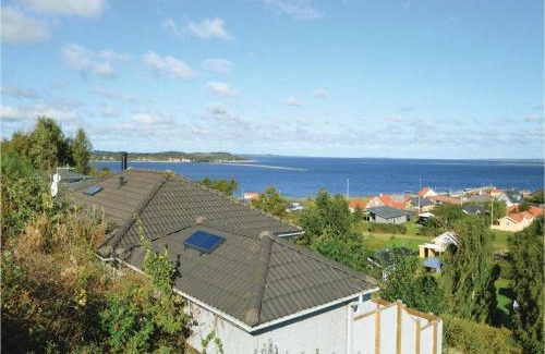 Hvalpsund House | Three-Bedroom Holiday Home In Farso