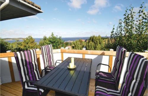 Hvalpsund House | Three-Bedroom Holiday Home In Farso