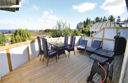 Hvalpsund House | Three-Bedroom Holiday Home In Farso