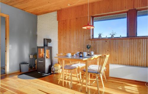 Grærup Strand House | Three-Bedroom Holiday Home In Oksbol