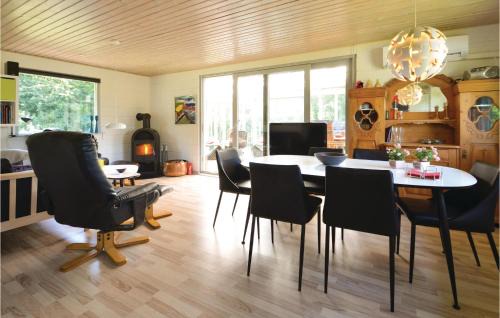 Hjerm House | Three-Bedroom Holiday Home In Hjerm