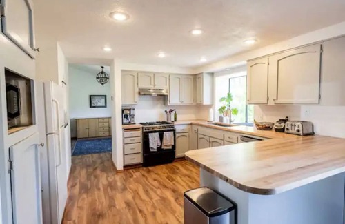 Mountain View District House | Three bedroom house in quiet neighborhood.