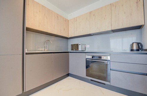 St. Andrew's Apartment | Three Bedroom Suite 4