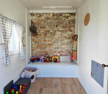 Invermay House | Three Bedrooms Hermay Cottage