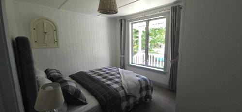 Havelock House | Three D's Cottage