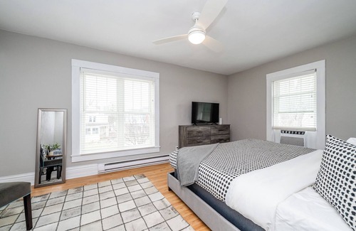 Three Oaks House | Three Oaks Multi Unit (2 Night Summer Min)