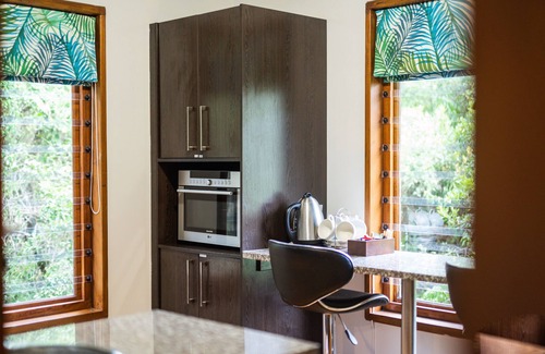 Nelson Mandela Bay Cabin | Thunzi Bush Lodge