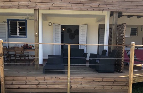 Trois-Rivieres Apartment | TI Caze Appartement t3 vue mer Idéalement Situé à 40 Mètres de la Plage st Luce