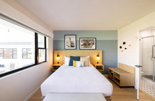 Motel District Hotel | Tides Oceanview Inn and Cottages