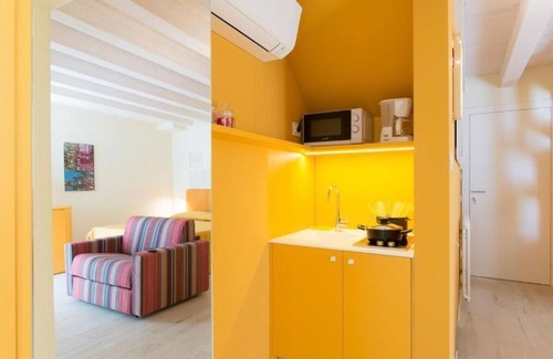Burano Apartment | Tiffany Home apartment Amber Burano