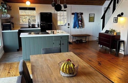 Bentonville Cabin | Timber Creek Falls - a Shenandoah cabin with a private waterfall