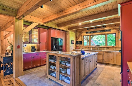 Adel House | Timberpine Lodge - Escape to the Country