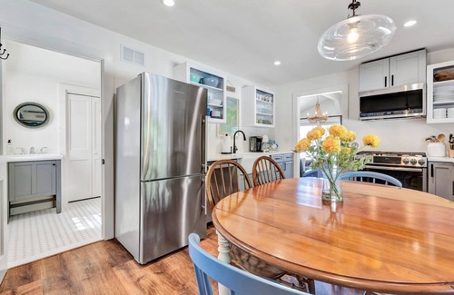 Barnstable House | Time and Tide Cottage - A Barnstable Village Retreat RPAM020