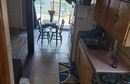Town of Benton Cottage | Time Peace on Seneca Lake- Peaceful Lakefront Wine Trail Retreat