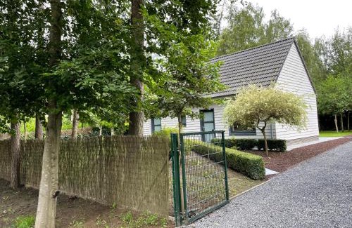 Knesselare House | Time To
