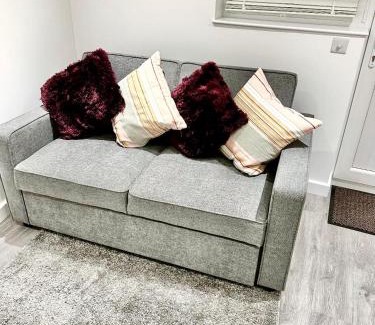 Waddon Apartment | Timex Studio