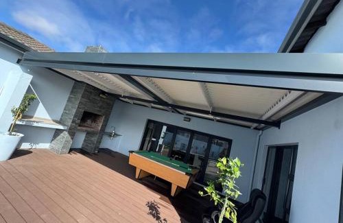 Bloubergstrand House | Tinchley Havanna, Luxury 3 Bedroom home