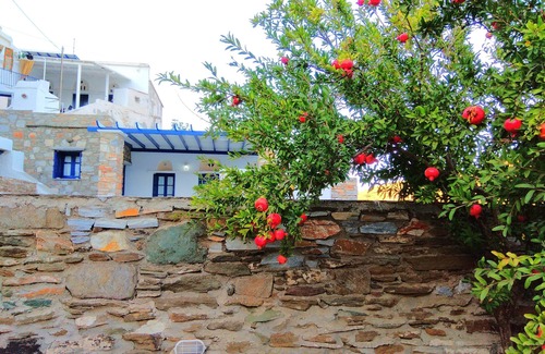 Megas Yialos-Nites Cottage | Tinos traditional rural house in an authentic village