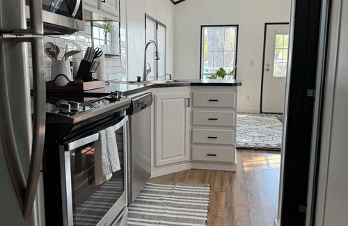 Palmetto Apartment | Tiny Getaway