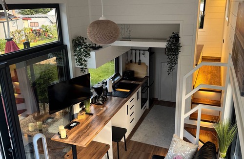 Plaue House | Tiny House Queen Dream with Private Terrace, Private Garden and Wi-Fi