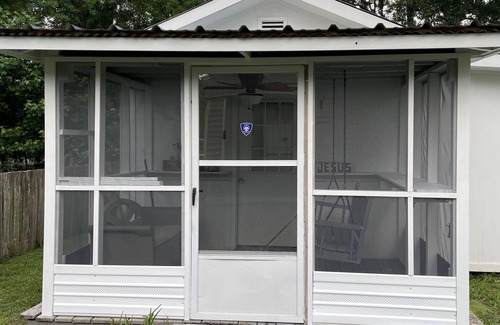 Central Cottage | Tiny home near Baton Rouge la