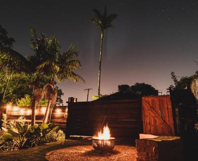 Cardiff South House | Tiny home, Outdoor bath, Infrared Sauna, Fire pit