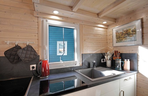 Caputh House | Tiny Home 'Tiny House No. 3' with Private Terrace, Wi-Fi and Air Conditioning