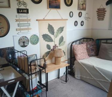 Aiguevive Other | tiny house