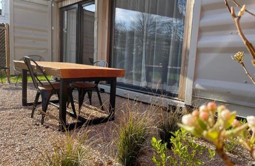 Kwaadmechelen House | Tiny House in Limburg bij Kelly & Nick