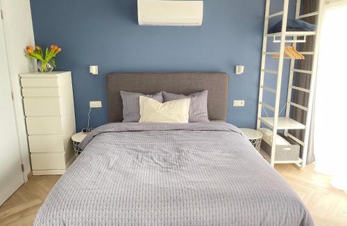 Kwaadmechelen House | Tiny House in Limburg bij Kelly & Nick