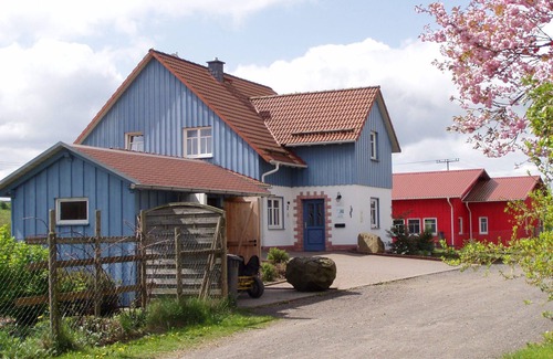 Grebenhain Apartment | Tiny house rabbit hutch, 1 double bed + 1 single bed, max. for 4 persons