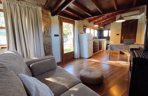 Maia de Montcal House | Tiny house with jacuzzi - Rectoria de Dosquers