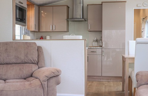 Yealand Conyers Cottage | TIPTOES LODGE, pet friendly, character holiday cottage in Carnforth