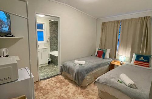 Tirau Hotel | Tirau Motor Inn