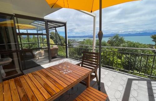 Britannia Heights Apartment | Tiro Tai - Coastal Views
