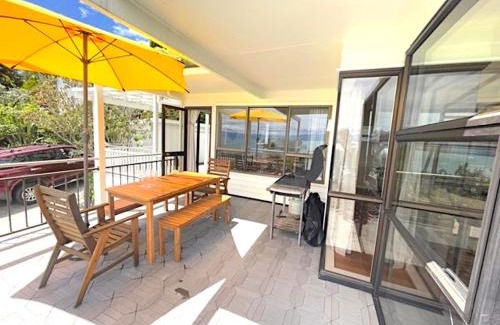 Britannia Heights Apartment | Tiro Tai - Coastal Views
