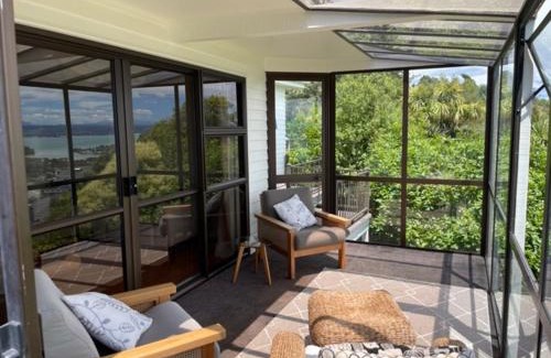 Britannia Heights Apartment | Tiro Tai - Coastal Views