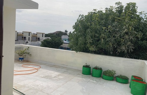 Tiruchirappalli Villa | TIRVZR HOME STAYS ! FAMILY SIZED SERVICE APPARTMENTS