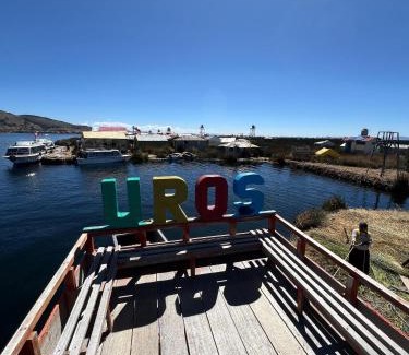 Puno House | Titicaca uros floating lodge
