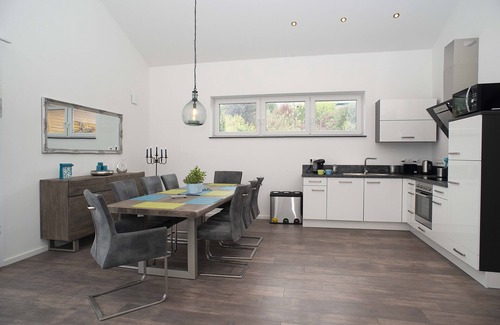Waldmohr House | TLA Modern and cozy holiday house freestanding