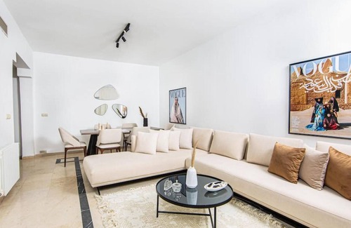 Sidi Dhrif Apartment | Le Parfait II : Bord de mer, central et luxueux
